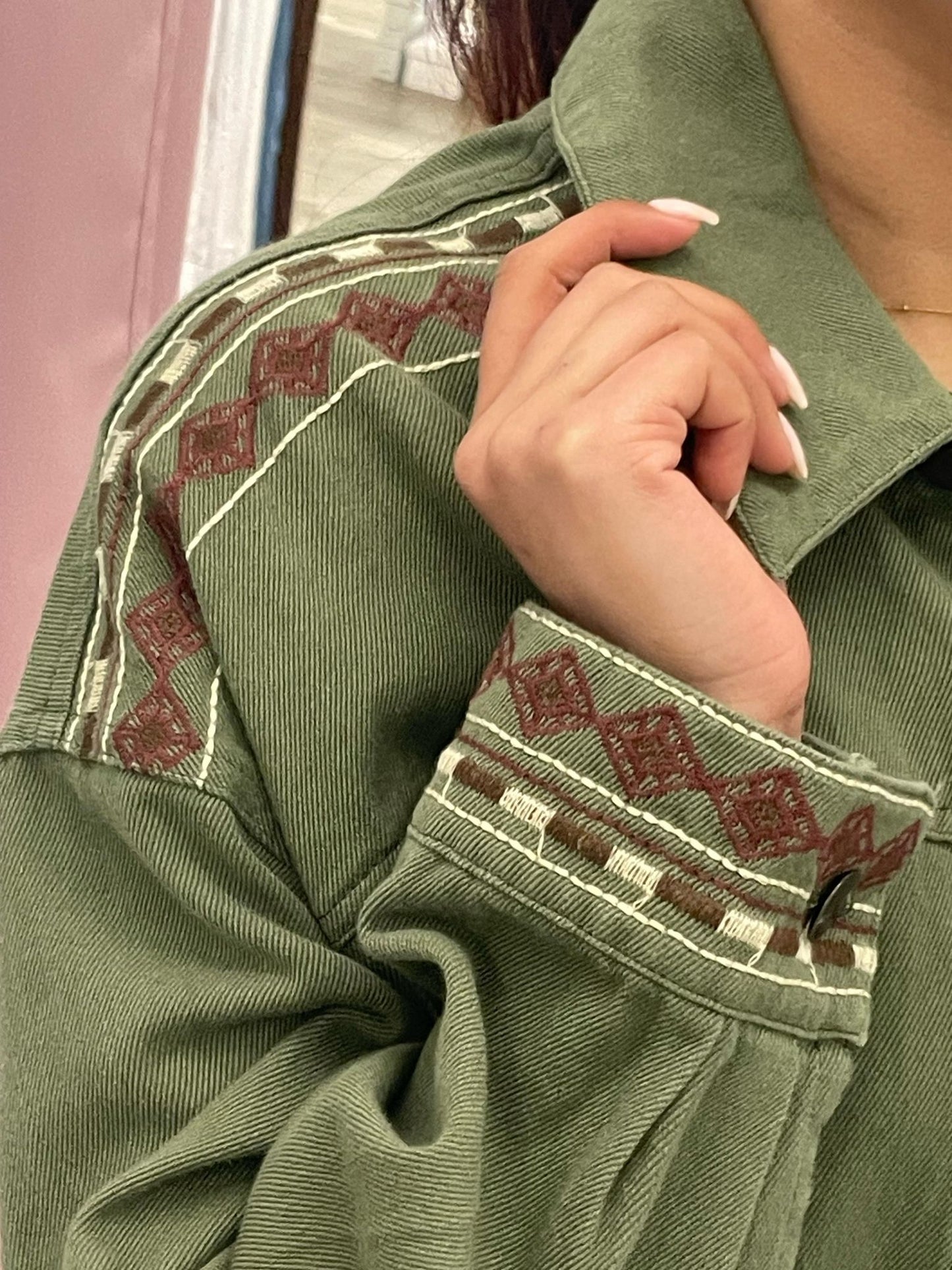 CHAQUETA VAQUERA BORDADA