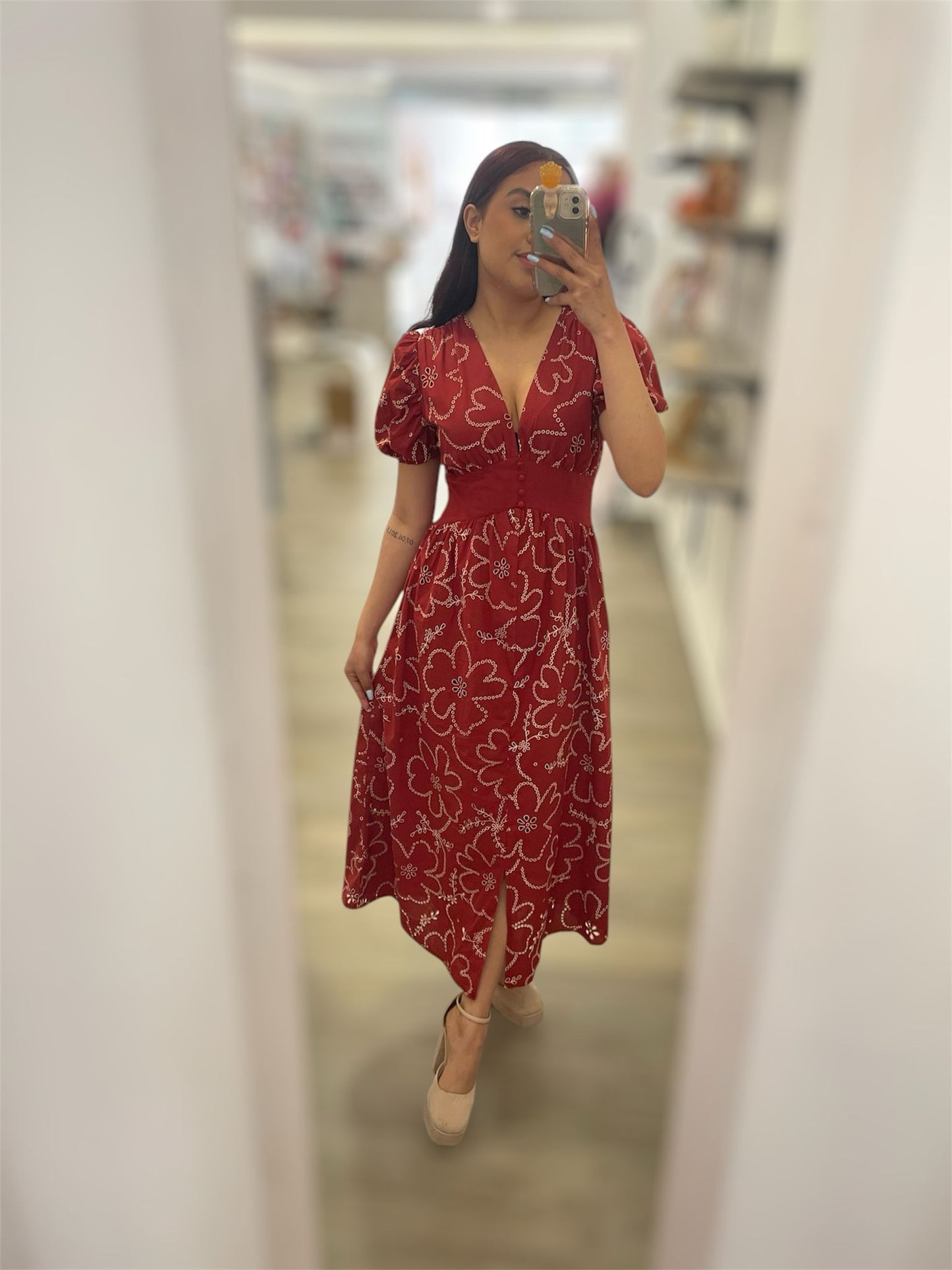 VESTIDO BORDADO
