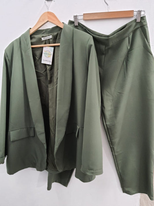 TRAJE CHAQUETA