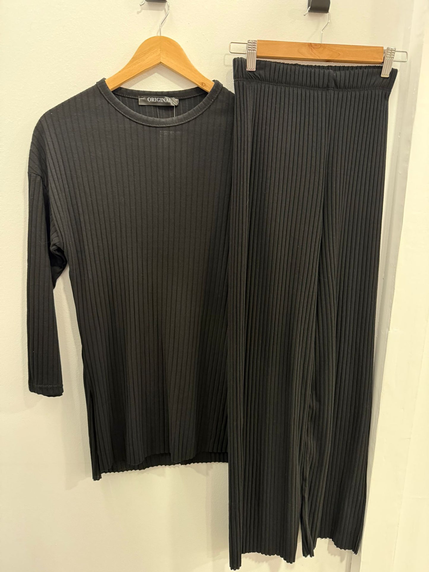 CONJUNTO CANALE